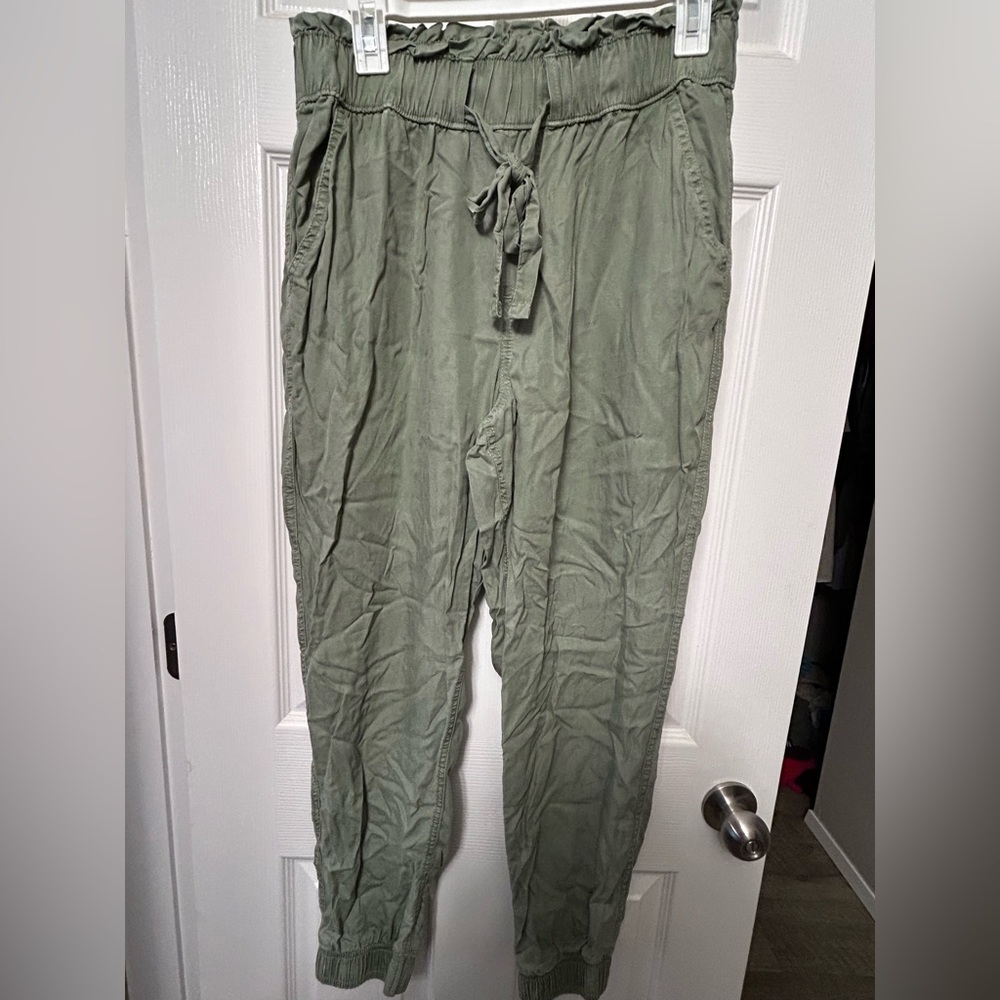Women’s High Rise Jogger Pant